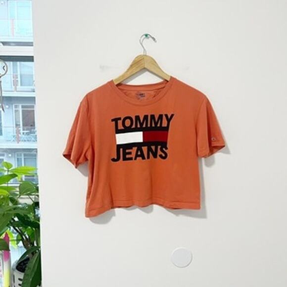 Tommy Jeans Orange Logo Short Sleeve Crop Top Size Medium - Picture 1 of 5